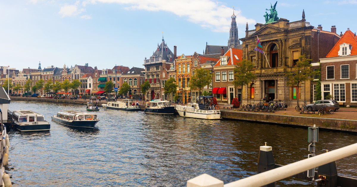 Haarlem named among world's best canal cities by the NYT