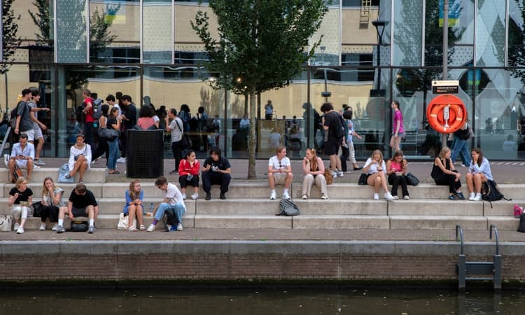 DUO: Third of first-years at Dutch universities are international students