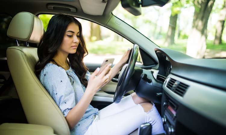 Record number of fines issued to drivers using their phones behind the wheel