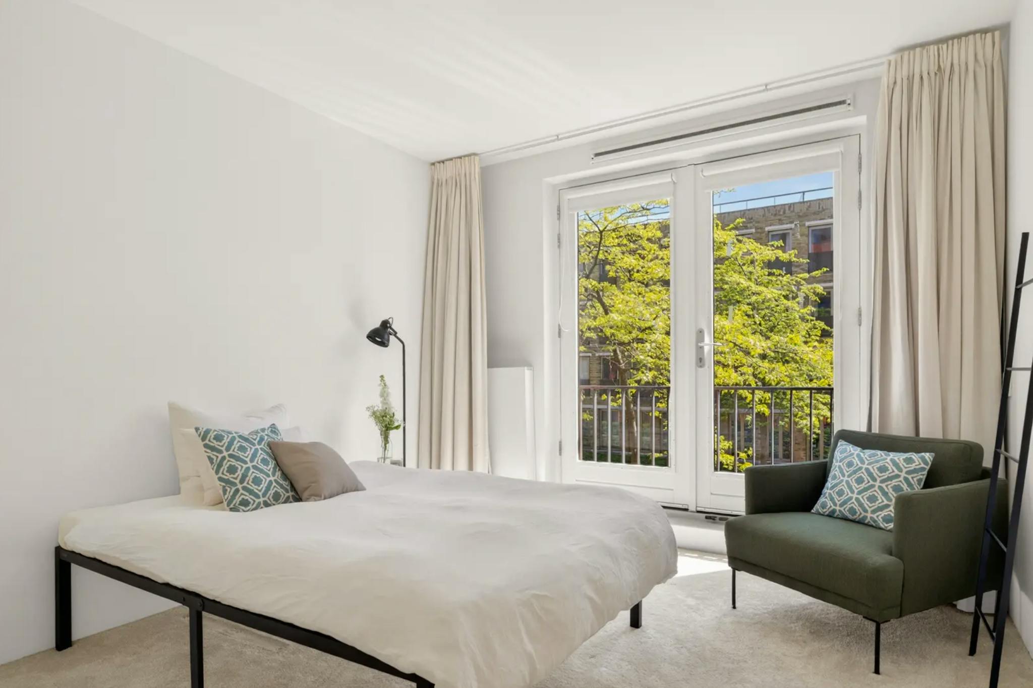 Apartment, Leeuwendalersweg, Amsterdam