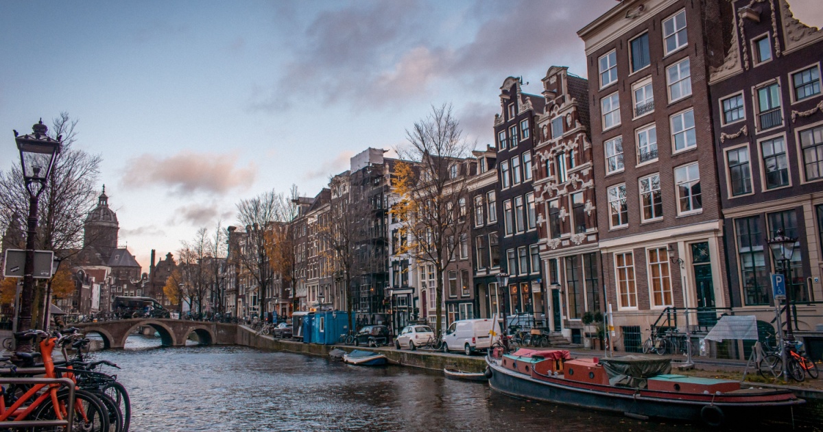 Amsterdam to introduce permit system for second homes from 2026