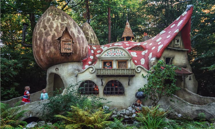 [Video] The History of Efteling