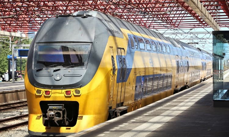 Coronavirus: NS reducing the number of train services