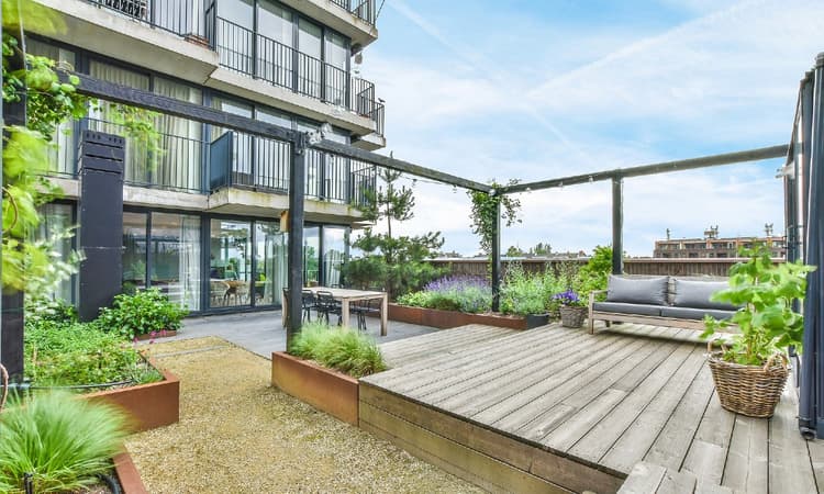 How to optimise your roof space and create a rooftop terrace