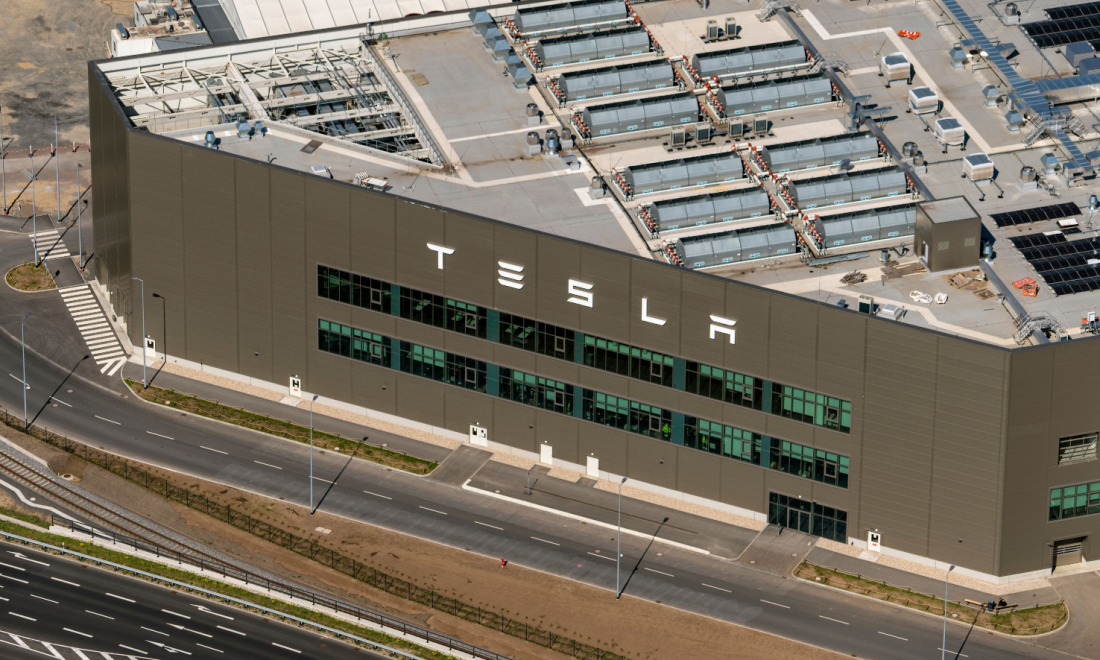 Elon Musk opens “Giga rave cave” nightclub below Brandenburg factory