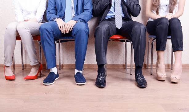 Unemployment increases, but number of vacancies stable