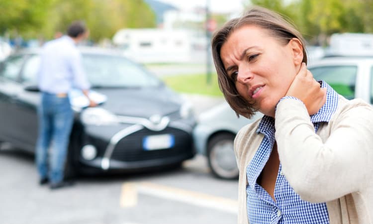 What to do if you suffer from whiplash symptoms