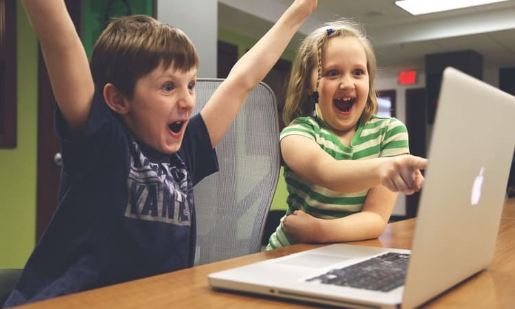 How to choose the right Dutch language lessons for your child