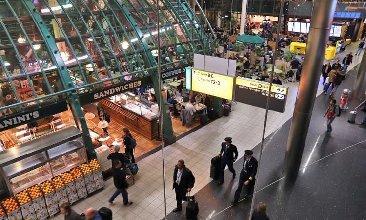 Rutte: New rules regarding holiday travel
