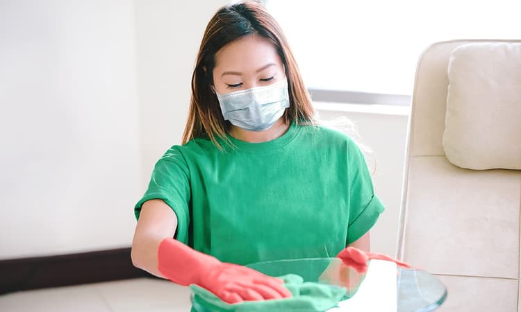 Contactless cleaning with Helpling