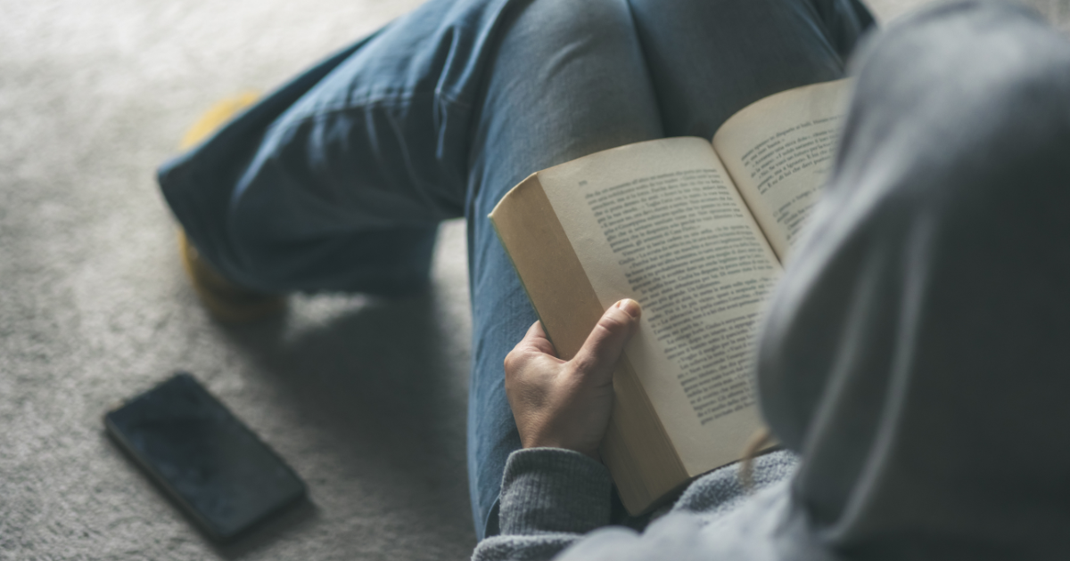 Tinder for Books Netherlands App Swipe Right