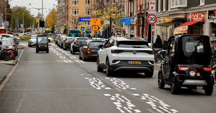 Amsterdam trials signs that show how many drivers obey speed limit