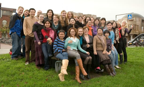Explore the world with a Bachelor's programme at Leiden University