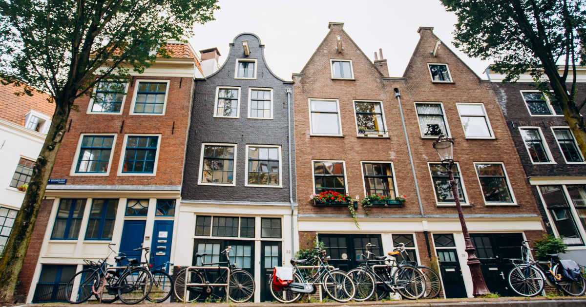 Buying a house in the Netherlands now requires 160.000 euros in savings