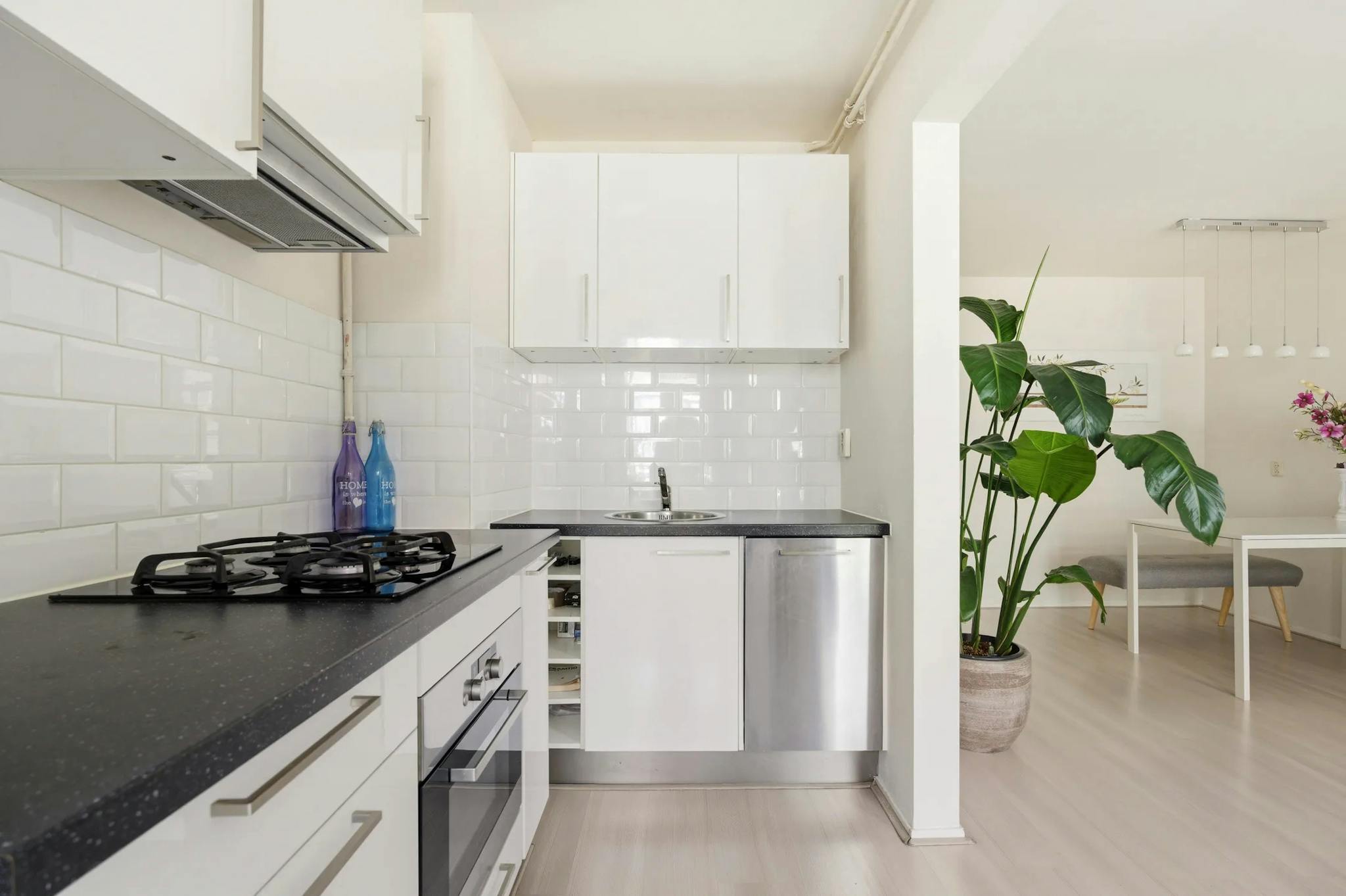 Apartment, Jacob van Lennepstraat, Amsterdam