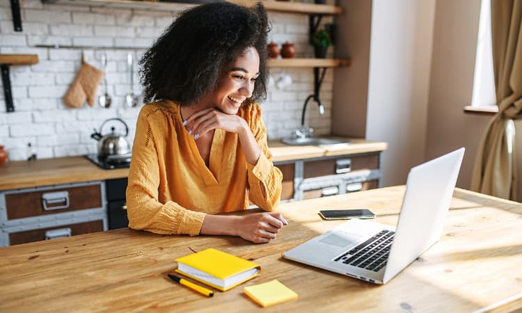 Working at home for an employer abroad, is that possible?