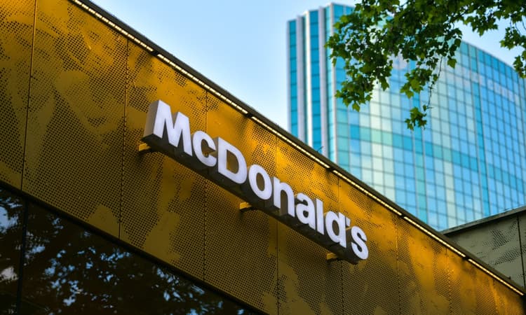Big Mac in Rotterdam 5 euros cheaper than in Enschede - but why?