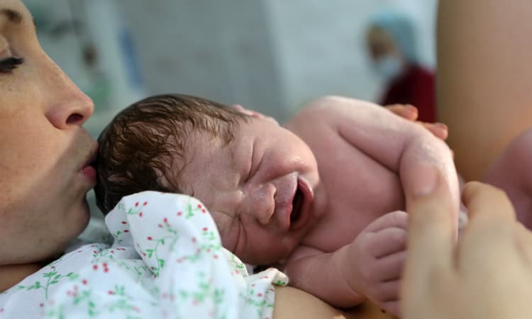 Baby born on a roundabout in the Netherlands