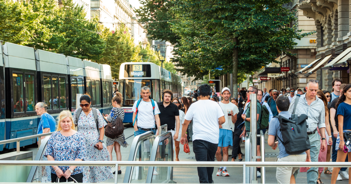 Record number of people emigrating from Switzerland in 2025