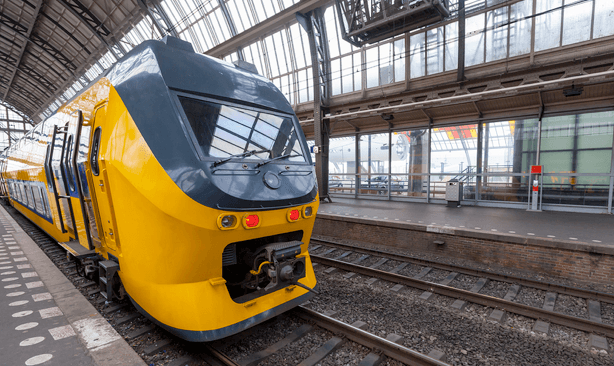 NS to increase price of train tickets during rush hour