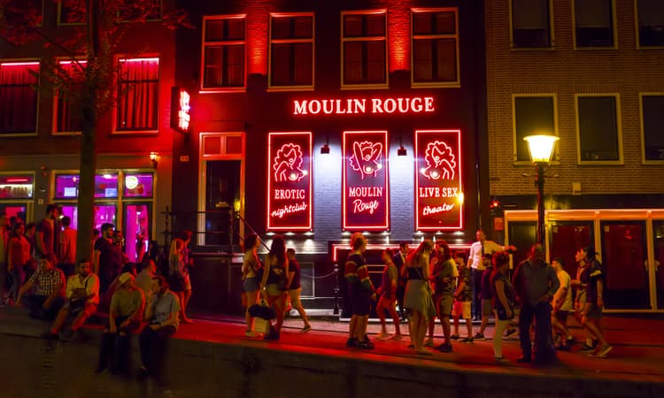 Amsterdam to ban smoking weed on Red Light District streets from May