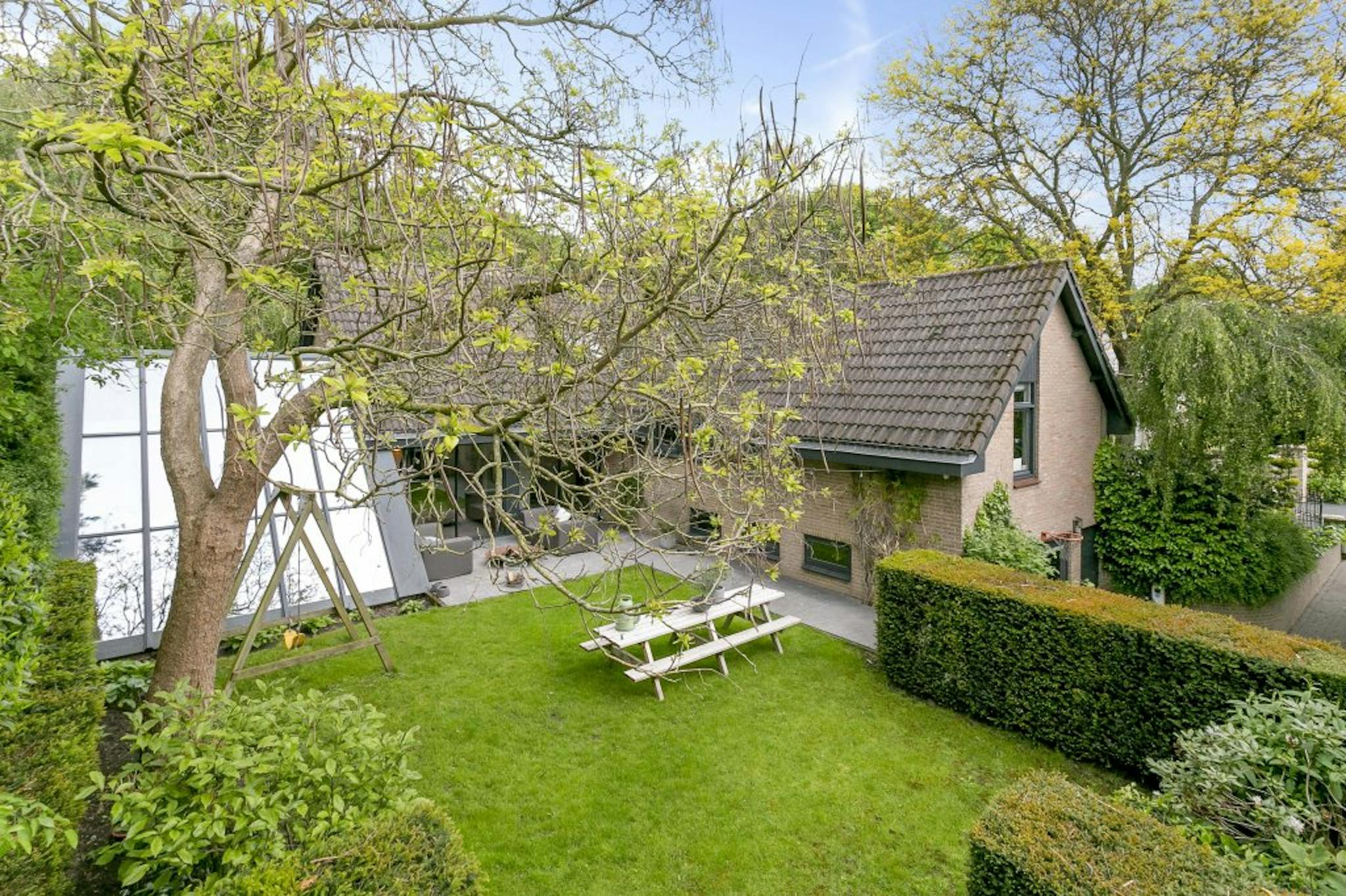 House, Tweede Morgen, Den Bosch