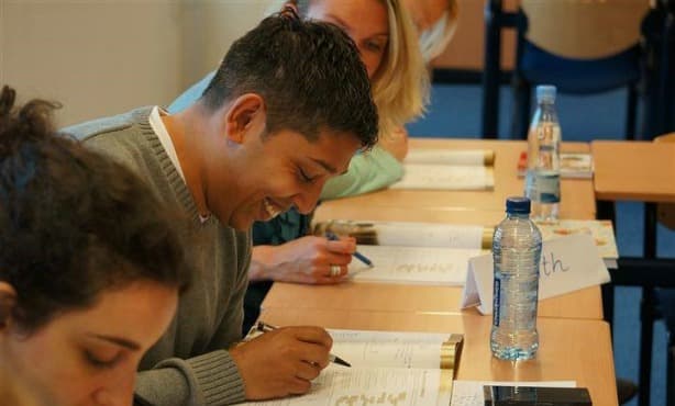 Ik spreek Nederlands - echt! Observations about learning Dutch