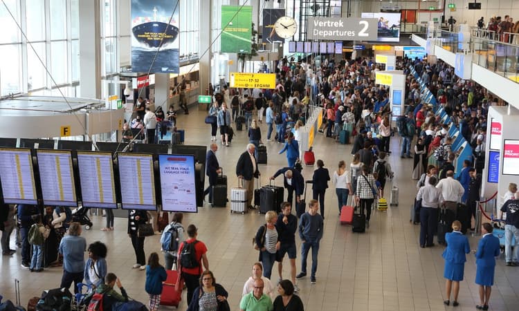 Schiphol Airport still dealing with delays