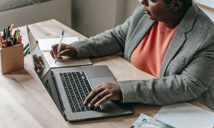Dutch Umbrella Company maximises your net pay when working in the Netherlands