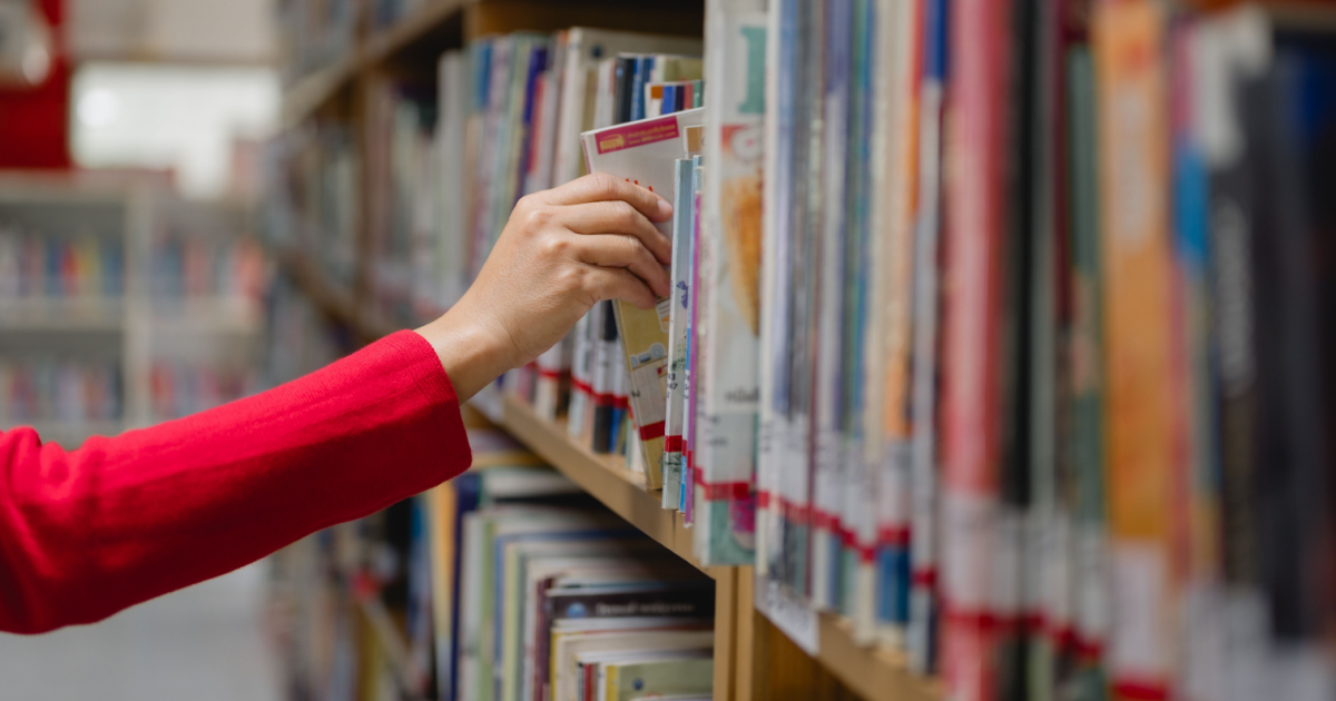 Hamburg University library forced to close after students hide books