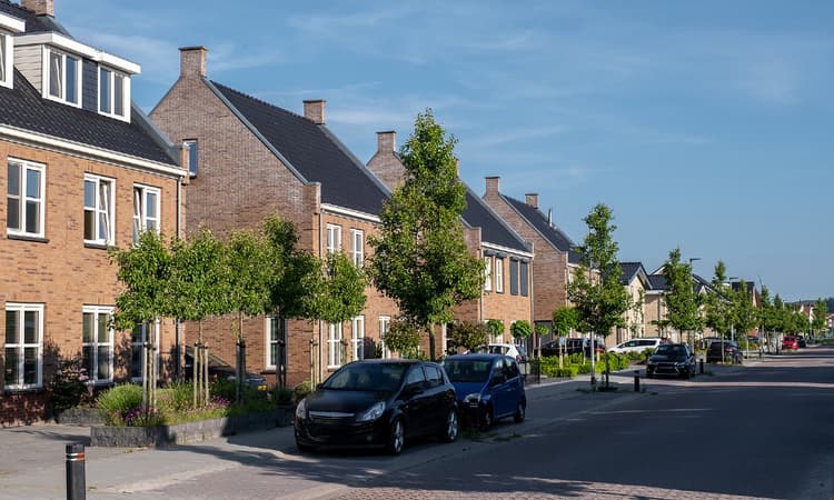 Together is better: Mortgage, tax and real estate for expats