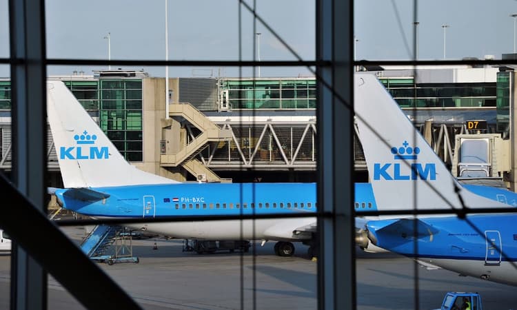 Netherlands demands negative coronavirus test for all travellers