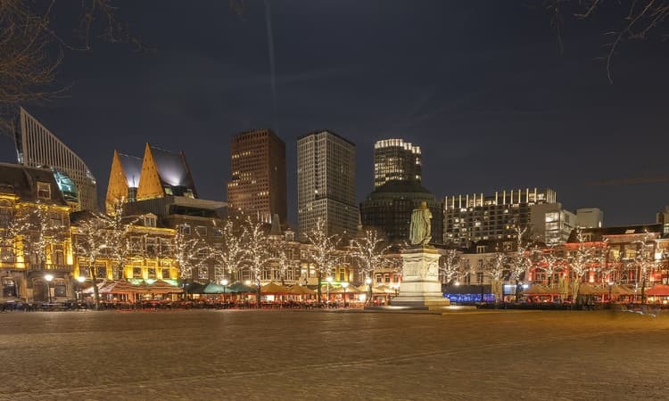 Amsterdam vs The Hague: Which Dutch city is the best for expats?
