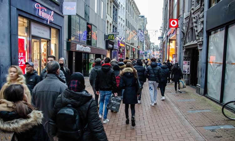 Dutch economy sees record growth while unemployment continues to fall