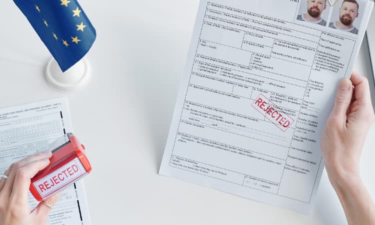 The Netherlands supports controversial plan to ban visas for Russian tourists