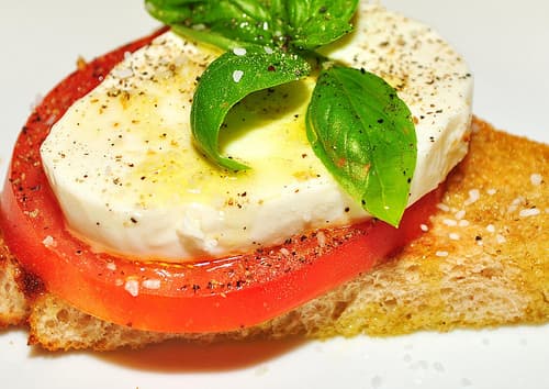 Mediterranean diet lengthens your life by up to 15 years