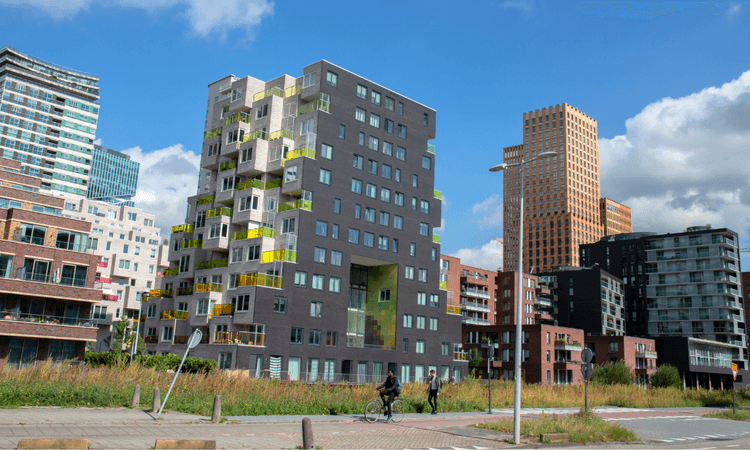 Amsterdam unveils plans to build 20.000 new homes in existing neighbourhoods