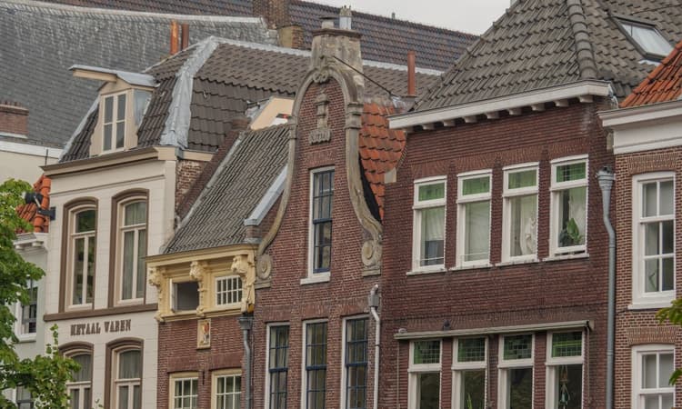 IMF: Gloomy forecasts about house prices could damage Dutch housing market
