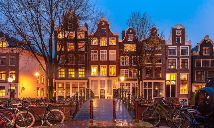 Moving to Amsterdam is not a walk in the park