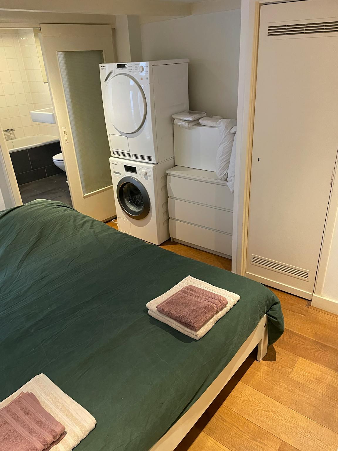 Apartment, Eerste Looiersdwarsstraat, Amsterdam