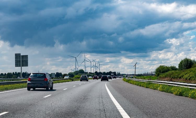 Dutch government to increase tax-free travel allowance in 2023 and 2024
