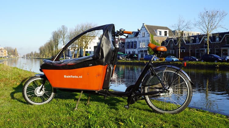 What is a bakfiets and why does your family need one?
