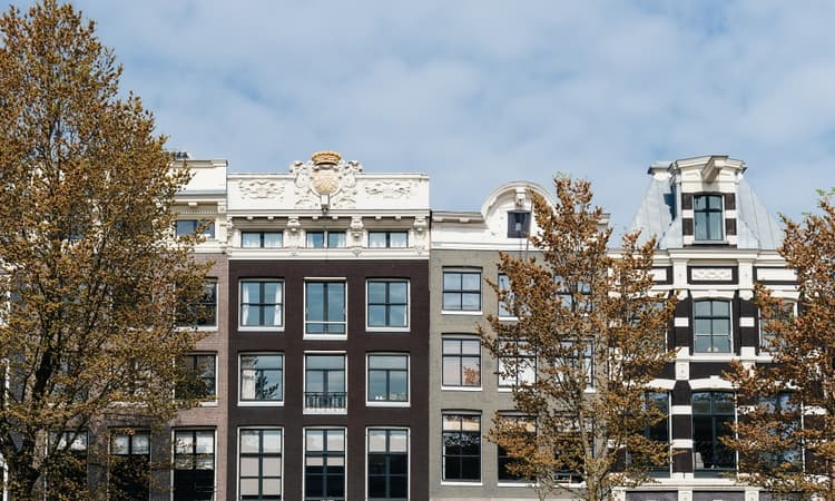 Housing bubble in Amsterdam on the verge of bursting as prices remain high