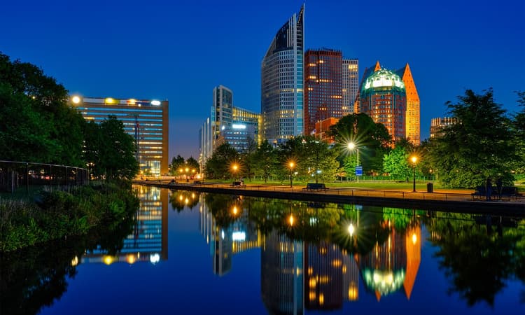 Expats in the Netherlands prefer The Hague over Amsterdam 