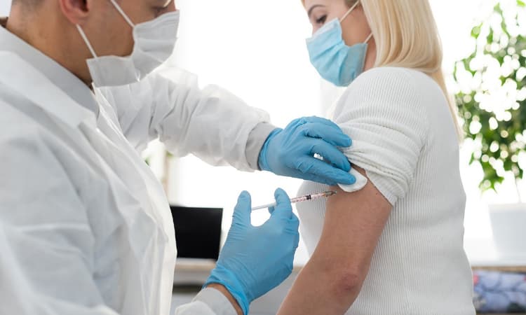 RIVM warns against fake coronavirus vaccination invitations