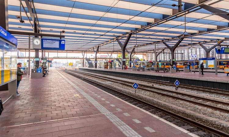 Significantly fewer trains running between The Hague and Rotterdam 