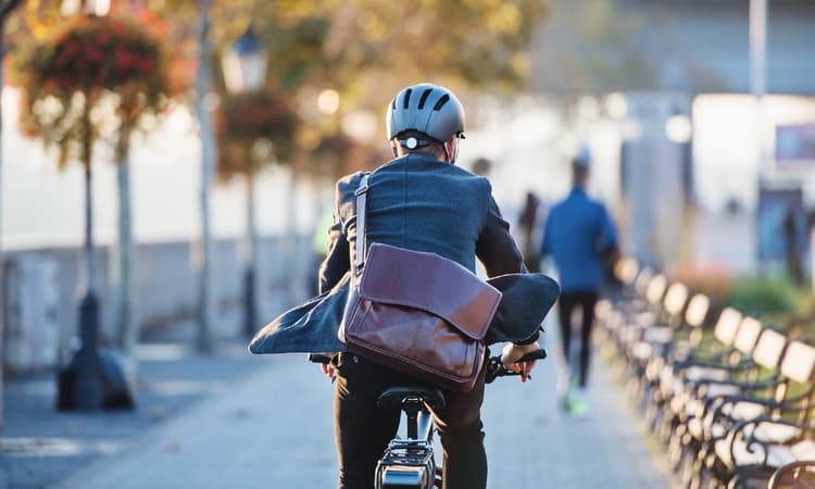 Schiphol testing a system to automatically slow down fast e-bikes