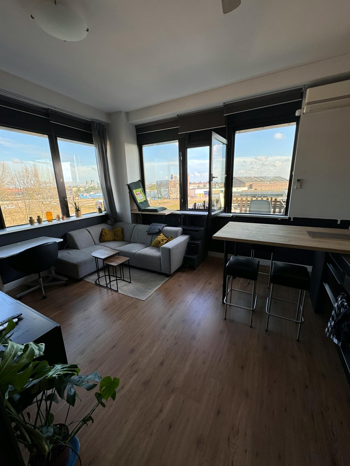 Apartment, Willem de Zwijgerlaan, Amsterdam