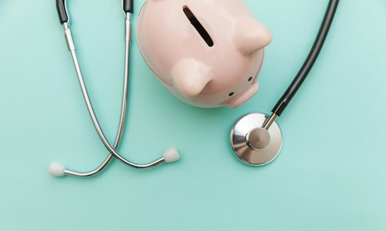 A few big Dutch health insurers lowering premiums for 2020