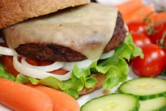 First hamburger made from cultured meat developed in the Netherlands